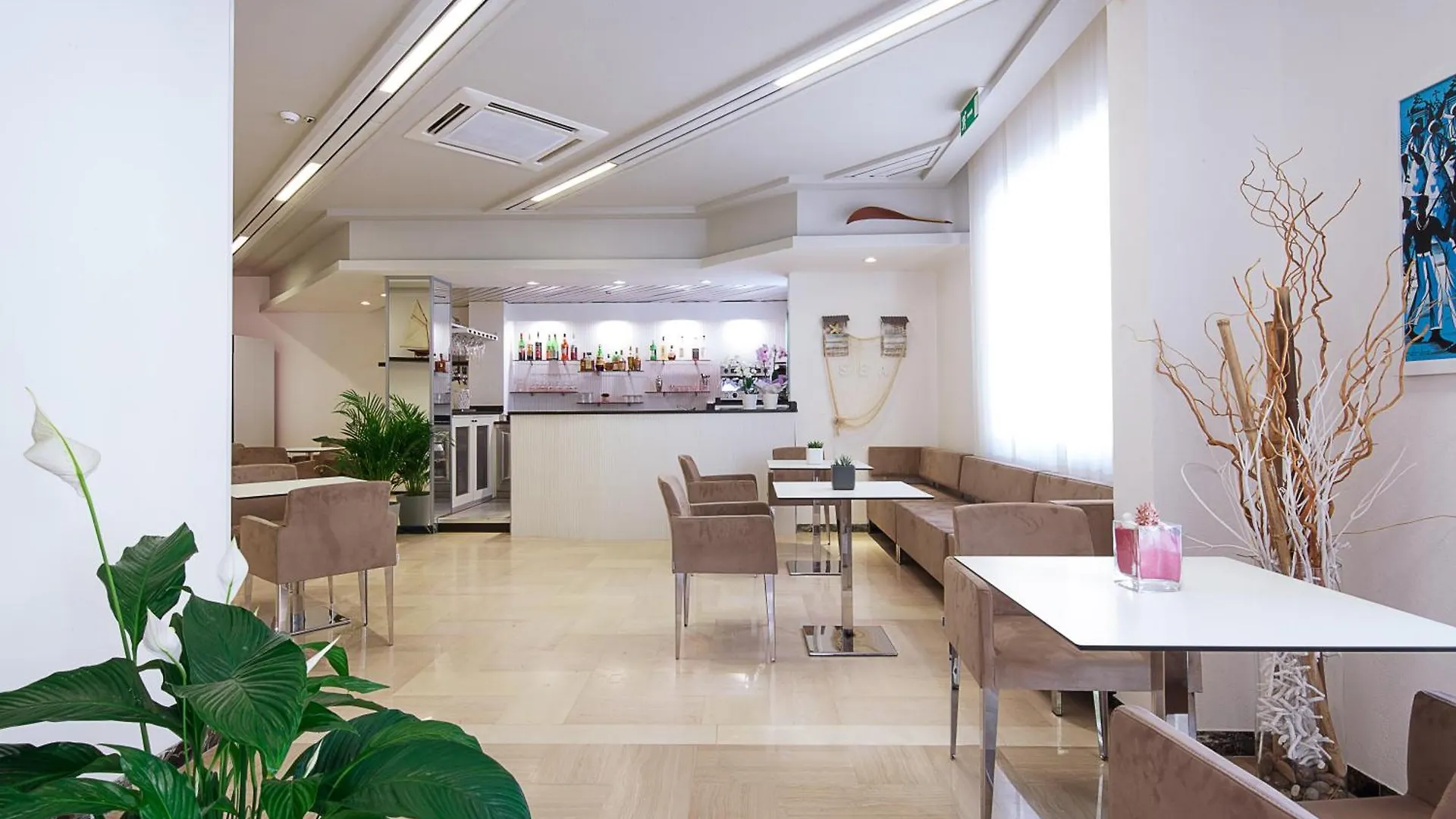 ***  Ambra Hotel Cattolica Italy