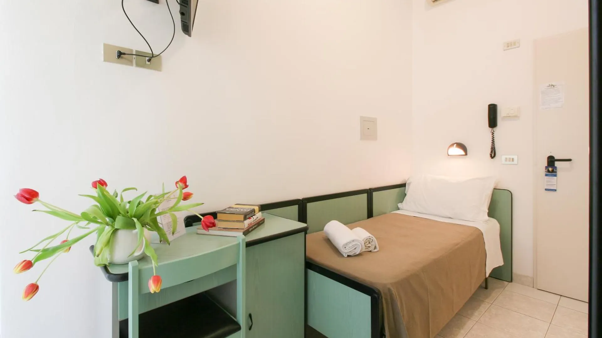 Ambra Hotel Cattolica 3*,