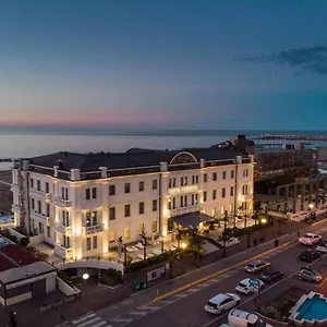 4* Hotel Kursaal